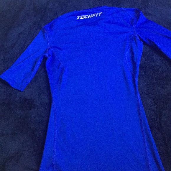 🤩Clearance 📣 adidas compression techfit shirt - Picture 6 of 7